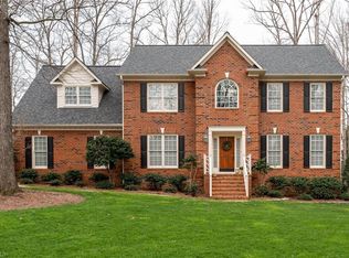 6209 Wescott Dr, Summerfield, NC 27358