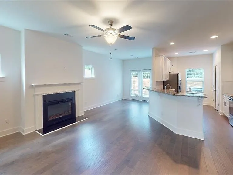 6328 Scudders Dr — Photo 2
