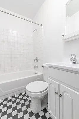 Rented by EXR | media 4