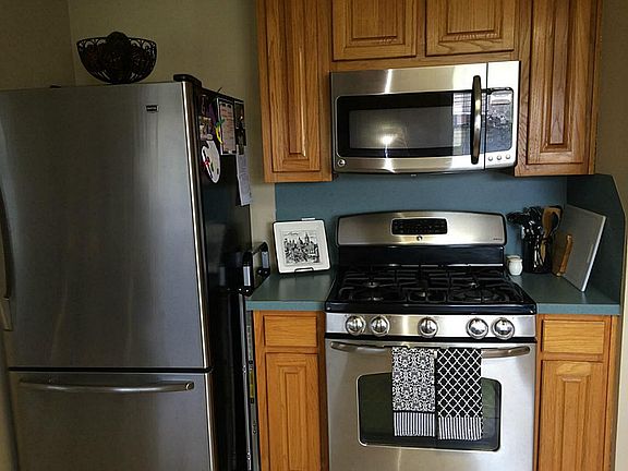 New stainless appliances.