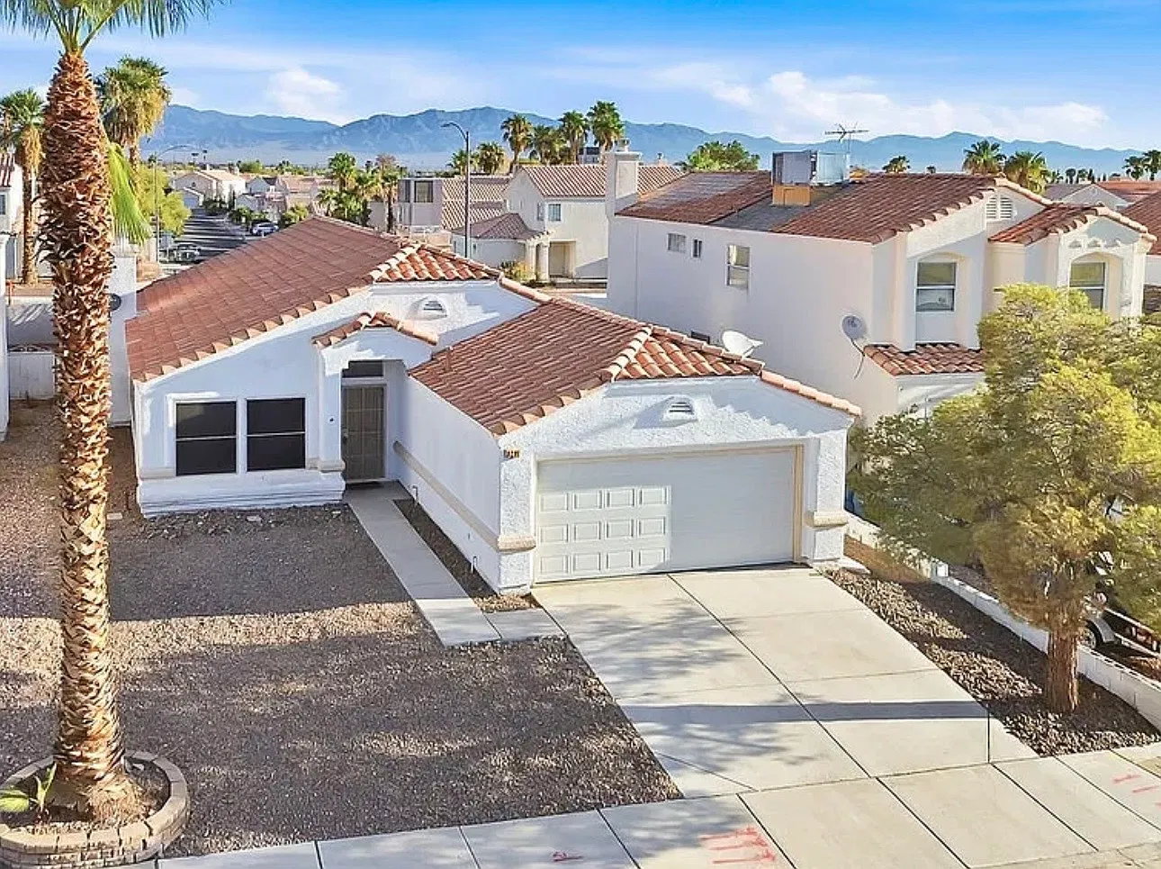 4 bed, 1533 sqft, $2,095 — Photo 3