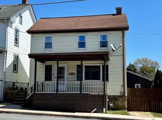 106 Hanover St, New Oxford, PA