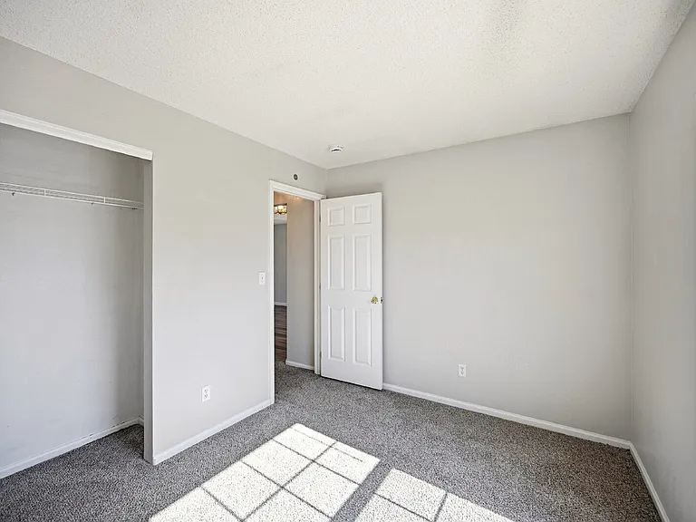 4859 Joplin Ct — Photo 15