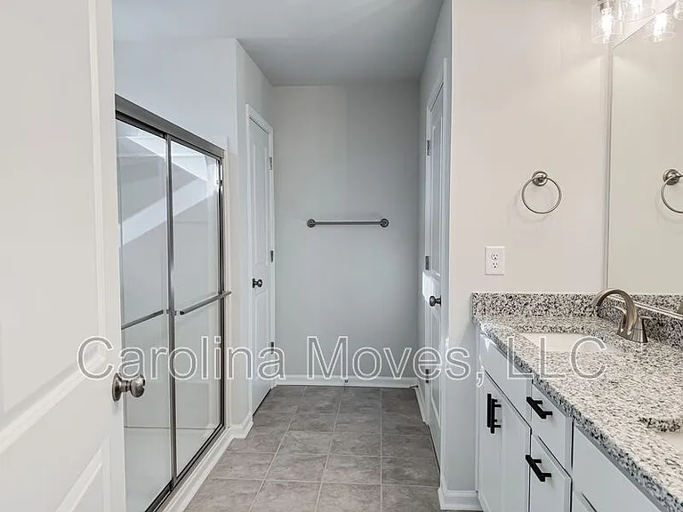 506 Poinsett Bridge Way — Photo 10