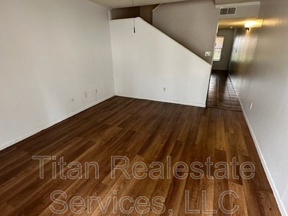 2nd image of 310 Ella St APT 121