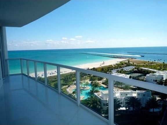 3rd image of 50 S Pointe Dr APT 1502