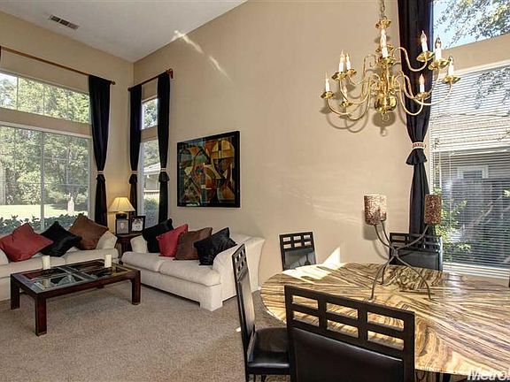 3rd image of 11719 Prospect Hill Dr
