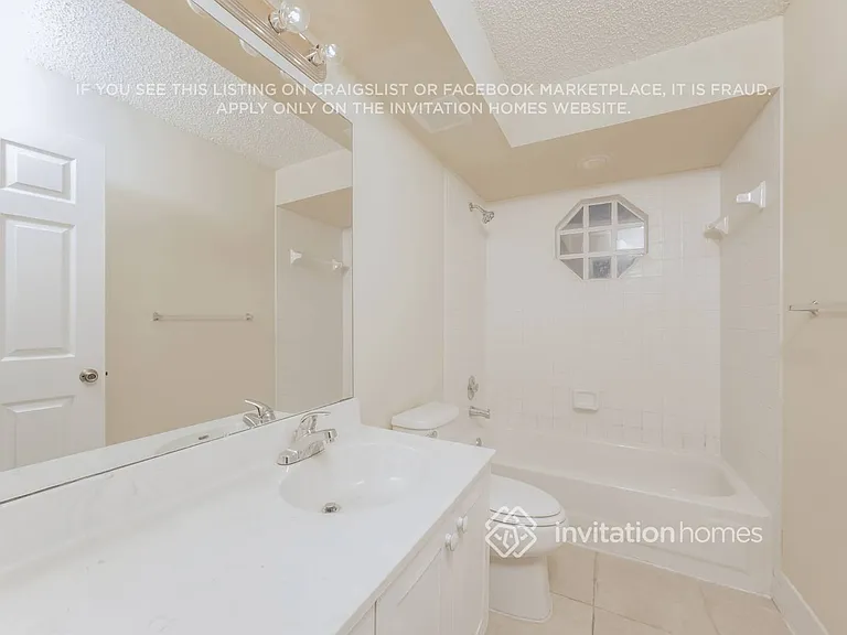 9648 Tavernier Dr — Photo 15