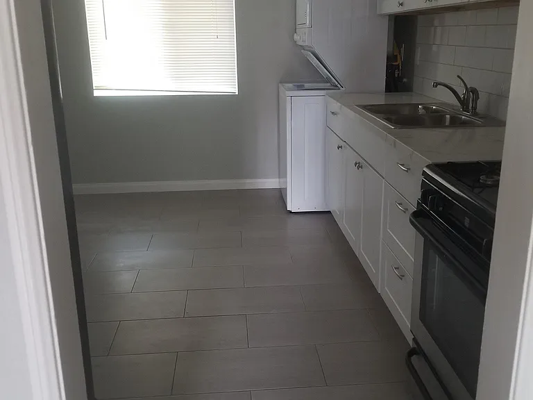 5634 Gaines St — Photo 5
