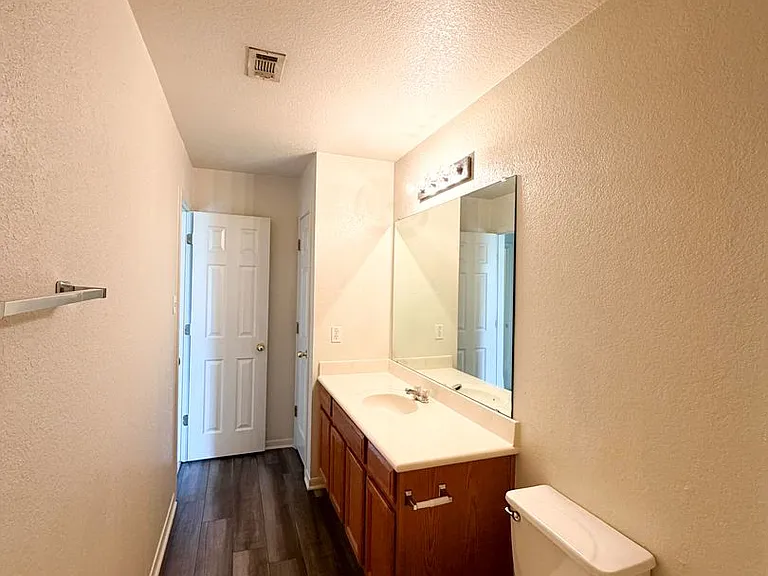 310 Cedar Ridge Dr — Photo 18