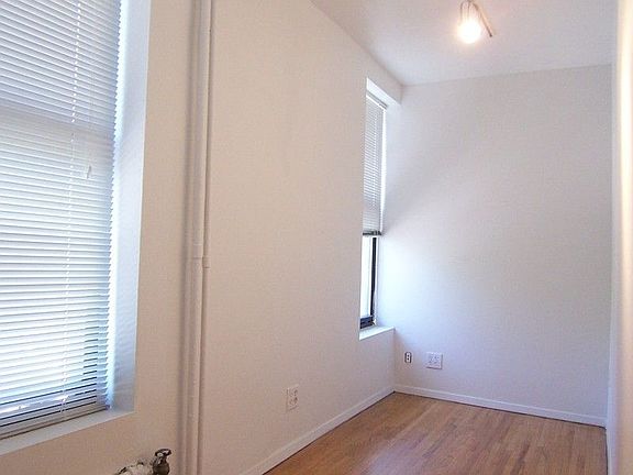 5th image of 735 11th Ave #3N