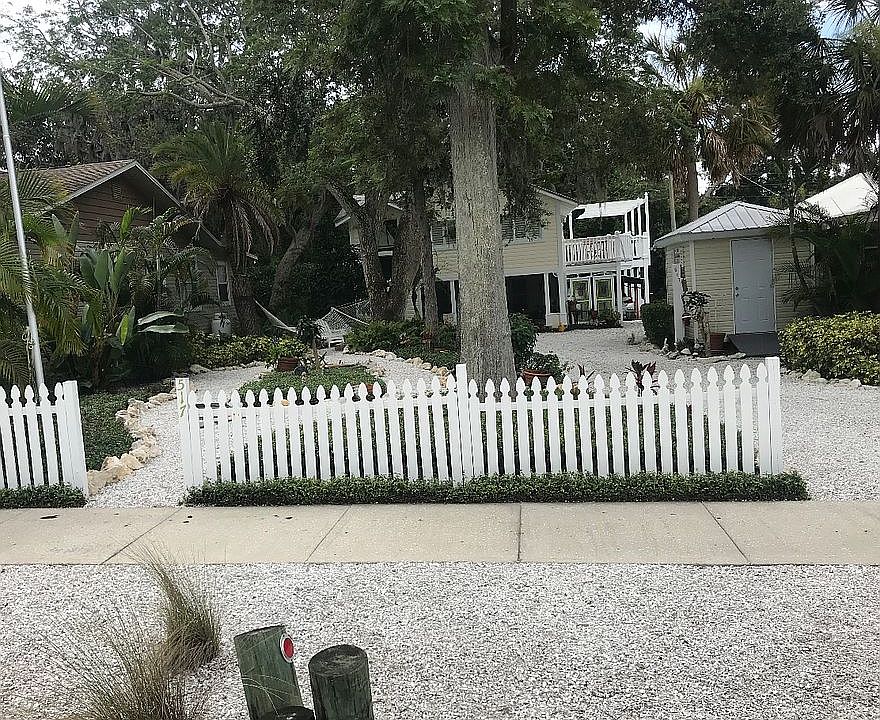517 Ohio Ave, Crystal Beach, FL 34681 Zillow