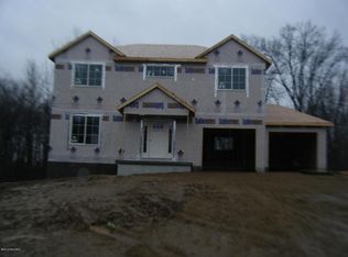9454 Scotsmoor Dr SE, Caledonia, MI 49316