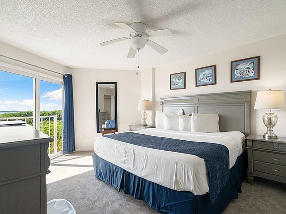 4th image of 500 Burton Dr #3309