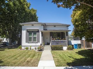 390 7th St, Hollister, CA 95023