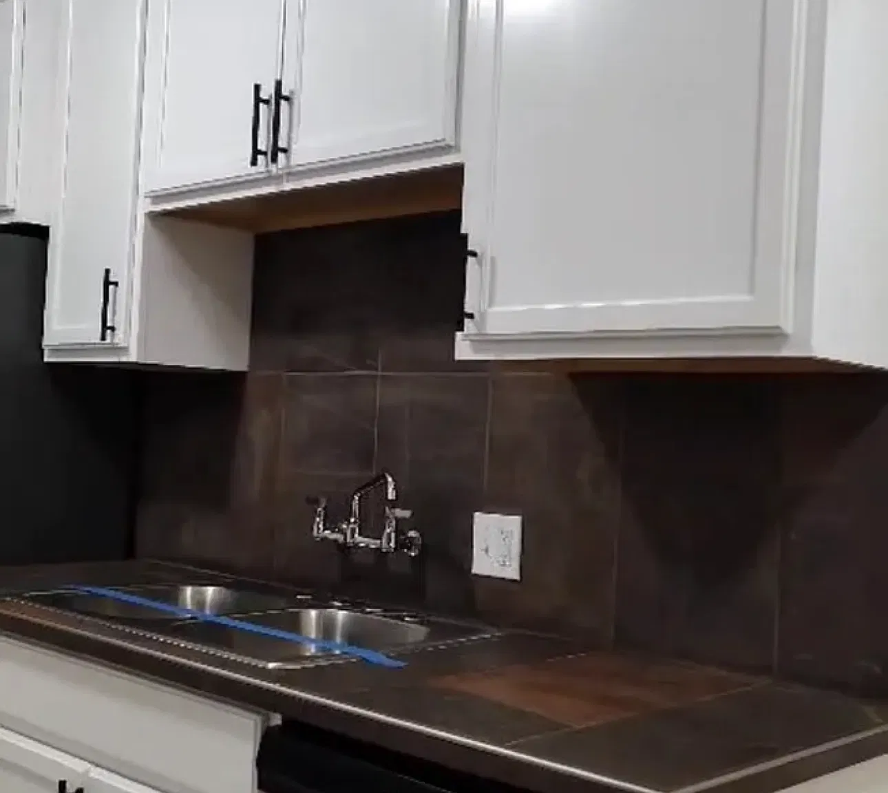 3 bed, 1.5 bath, 1400 sqft, $3,500 — Photo 1