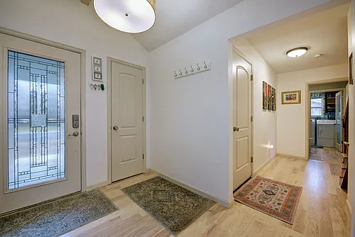 1115 Hancock Dr Photo 1