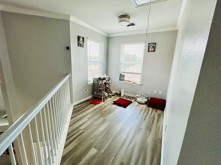 134 Turnberry Ln — Photo 6