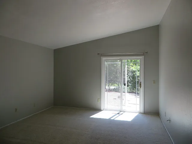 3424 Bermuda Ct — Photo 17