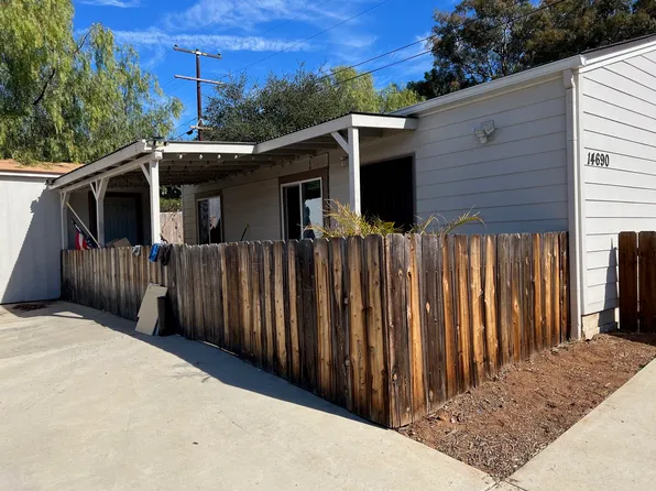 14690 Lazy Dog Way, El Cajon, CA 92021