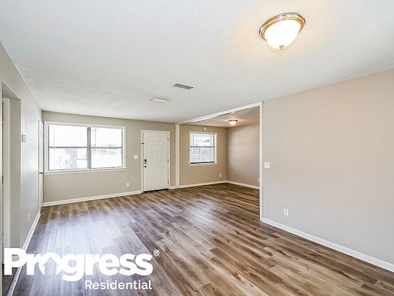 5th image of 2135 Betsy Dr
