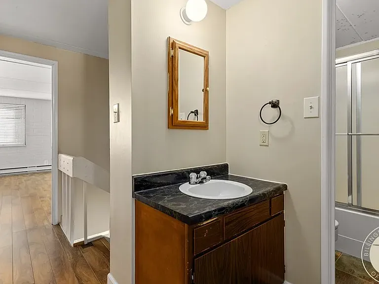 300 N 25th St #401 — Photo 16