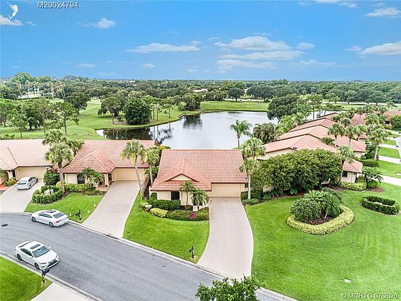 2nd image of 2514 SW Bobalink Cir