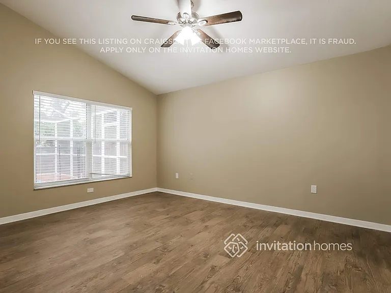 2502 Clareside Dr — Photo 9