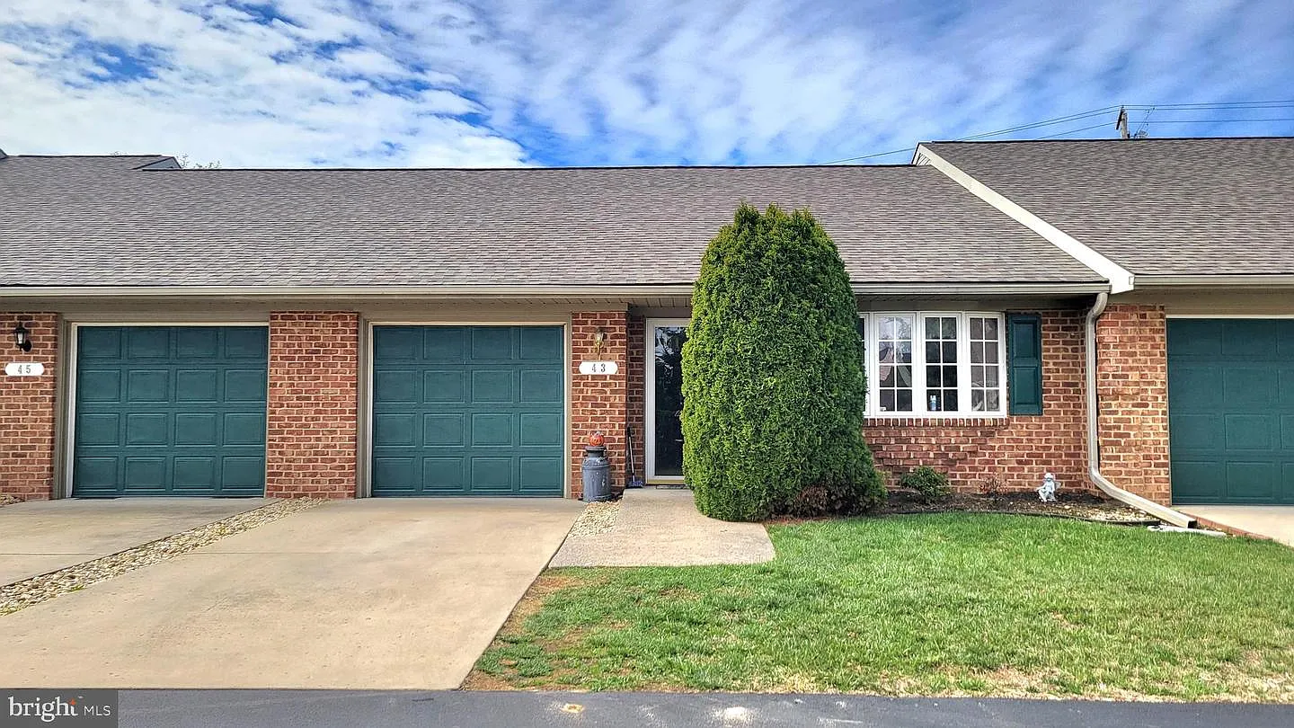 43 Sunbrook Ln #6 photo 1