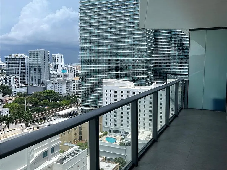 1300 S Miami Ave #18 — Photo 18