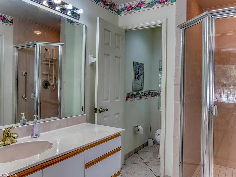 2462 Hidden Lake Dr #208 — Photo 17