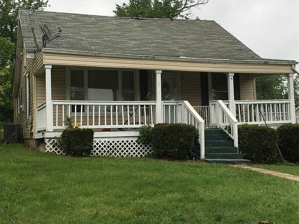 1st image of 6156 Clubhouse Dr