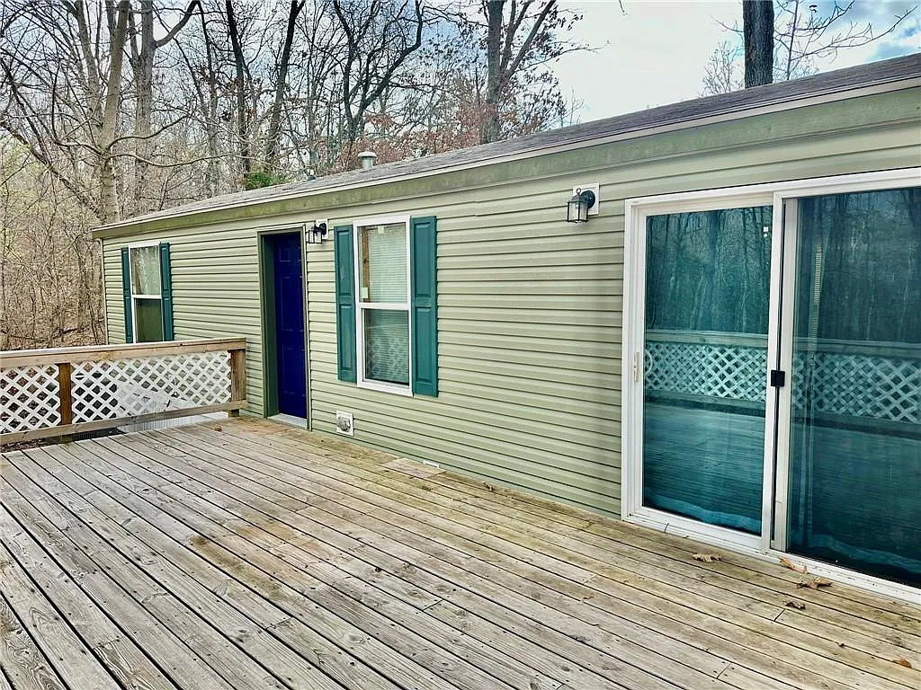 2 bed, 2.0 bath, 700 sqft, $1,250 — Photo 2