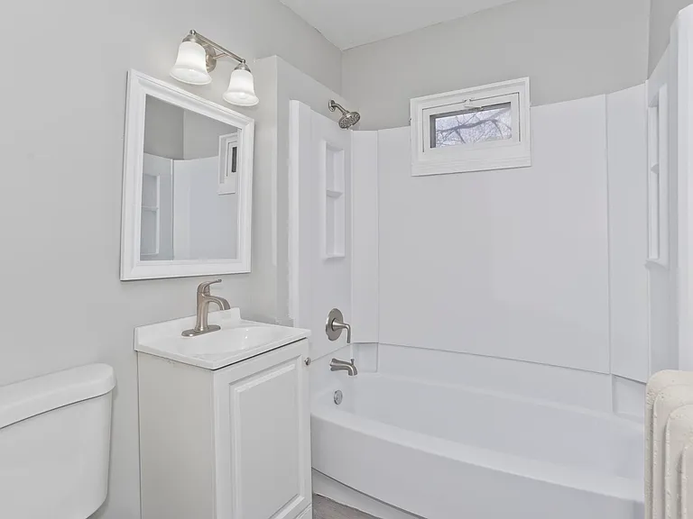 744 Carew St #1 — Photo 13