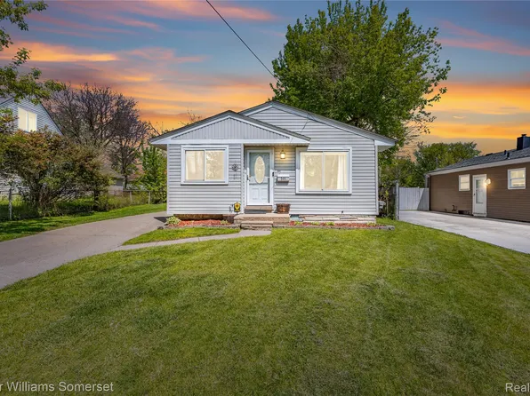 591 Clara Ave, Pontiac, MI 48340