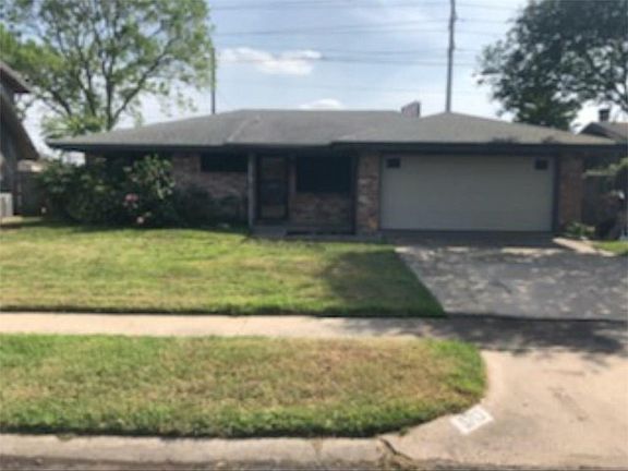 3rd image of 5713 Woodhaven Dr