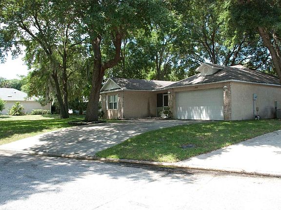 2nd image of 700 Guava Dr