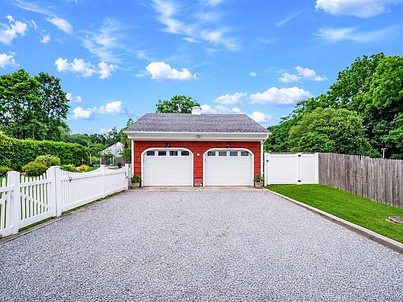 4th image of 312 Riverside Drive