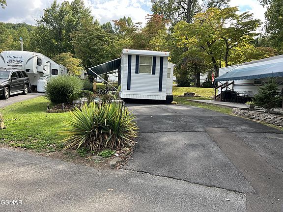 2nd image of 4229 E Pkwy #146-lot 146
