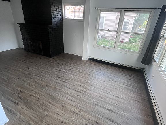 2nd image of 1359 Thomas Ave APT 1