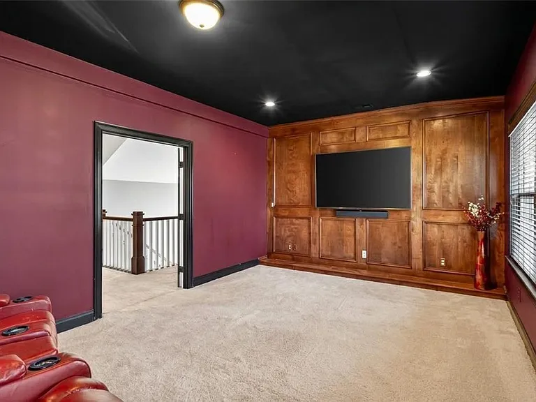 2607 Lulworth Ln — Photo 47