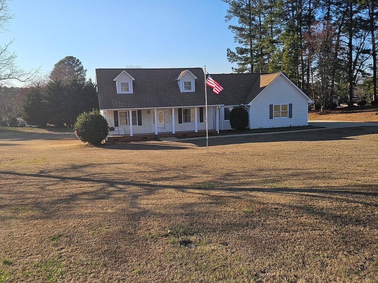 200 Sneeds Dr