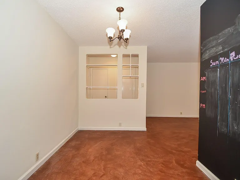 2601 Bellefontaine St — Photo 13