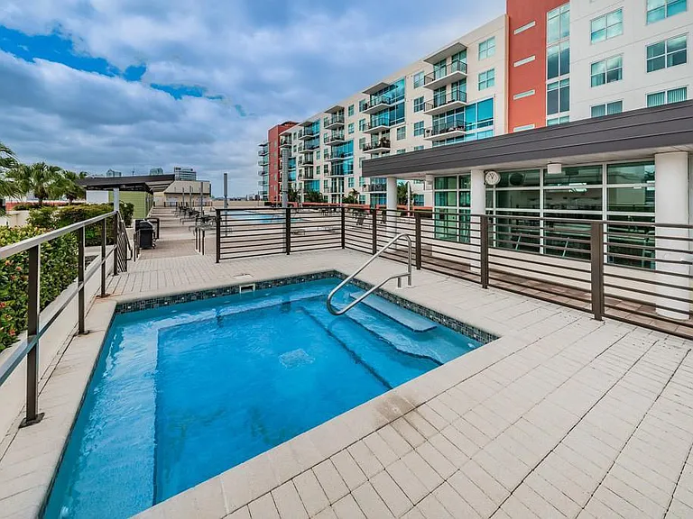 1120 E Kennedy Blvd #1030 — Photo 36