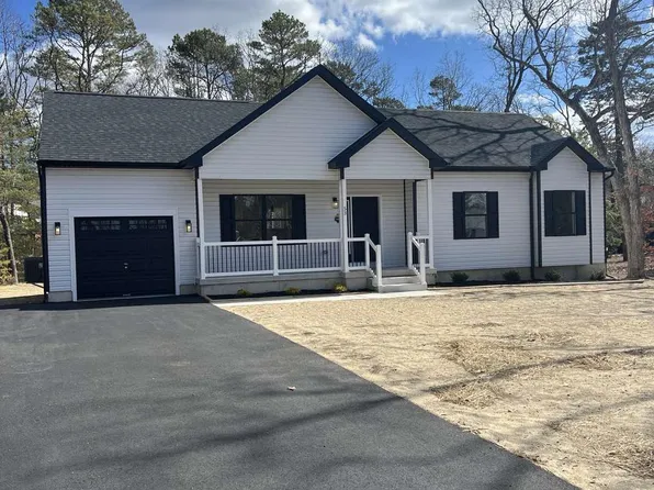 53 Sharp St N, Millville, NJ 08332