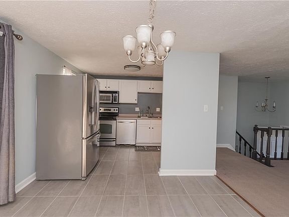 4th image of 6625 Cordova Ct