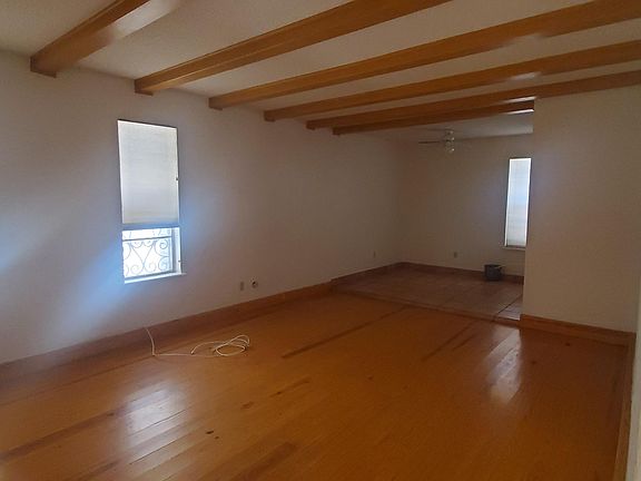 5th image of 6201 Escondido Dr APT 4F