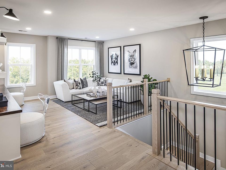 1st image of 20 Augusta Dr Lot 44