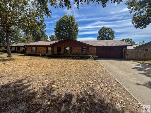 711 Anderson St, New Boston, TX 75570