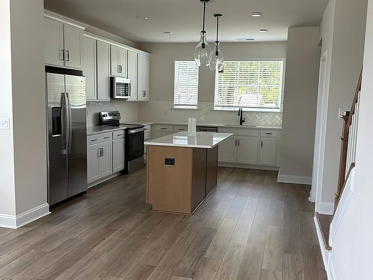 4623 Swan Meadow Ln — Photo 5